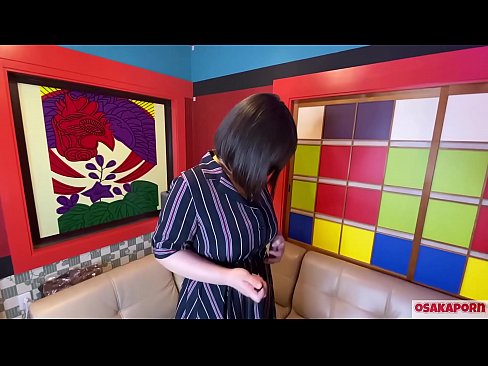 ❤️ Kuti Japonè ak gwo tit masturbe ak jwèt sèks epi li gen yon orgasm. Li pale nan yon entèvyou sou eksperyans mèrdik li. Tèt gwo ak chat pwale plen jemi byen fò. Osakaporn ❤ Porno vk nan nou ﹏